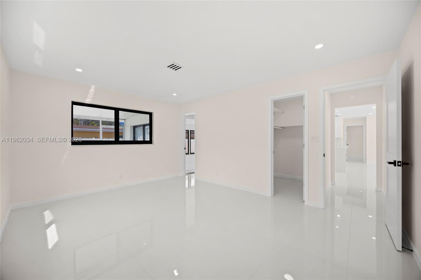 NORWOOD - Residential