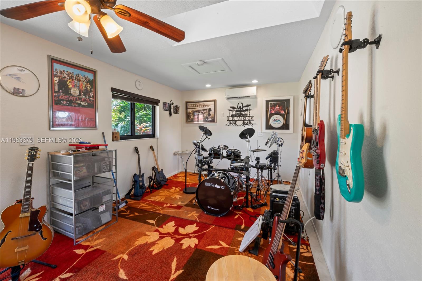 MARY ANN ESTATES 1ST ADDN - Residential