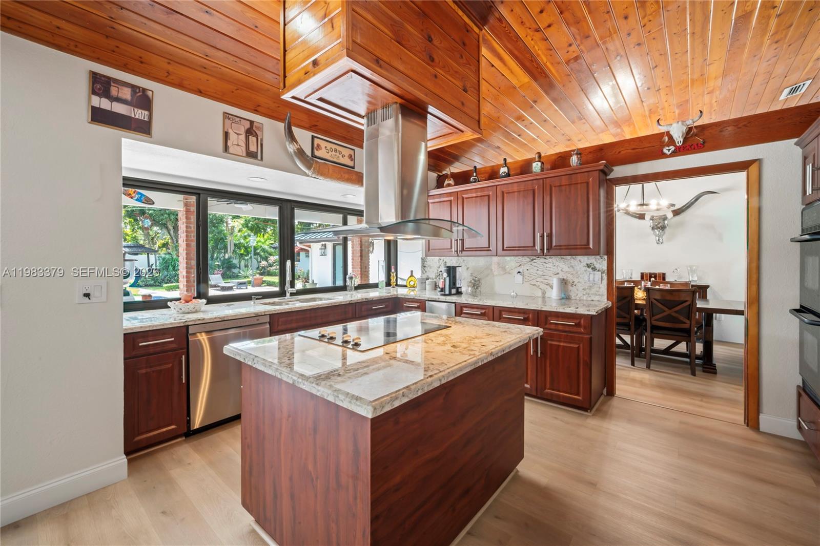 MARY ANN ESTATES 1ST ADDN - Residential