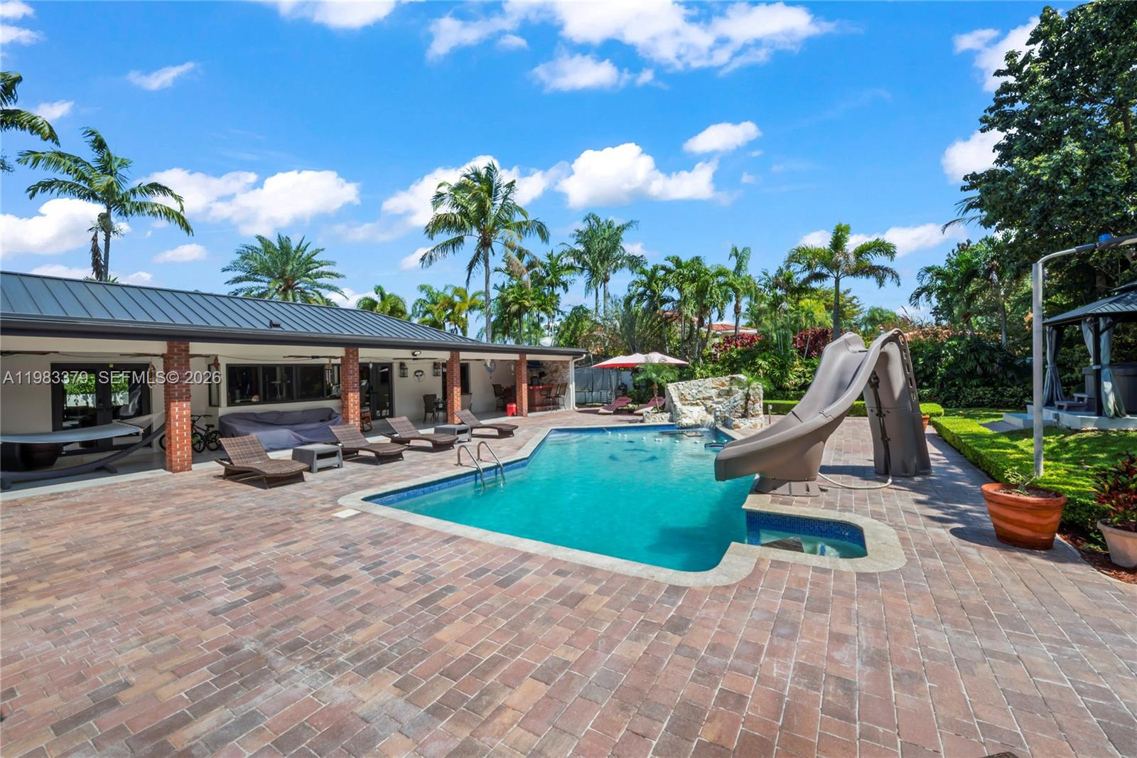 MARY ANN ESTATES 1ST ADDN - Residential