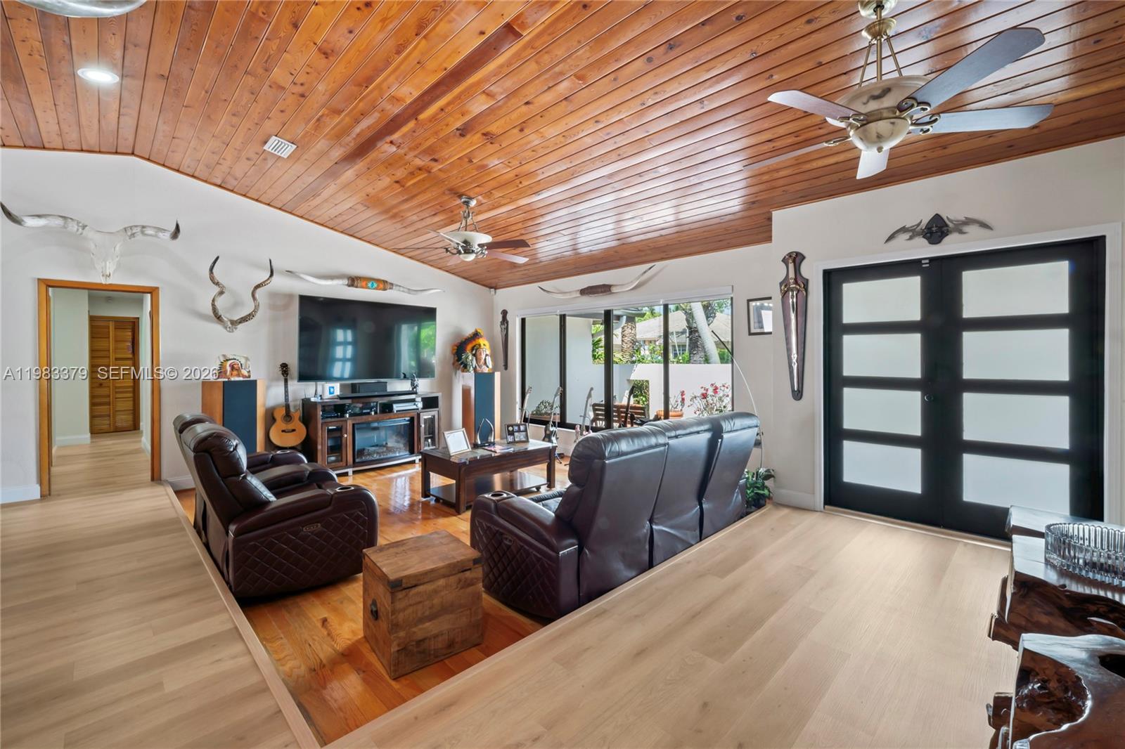 MARY ANN ESTATES 1ST ADDN - Residential