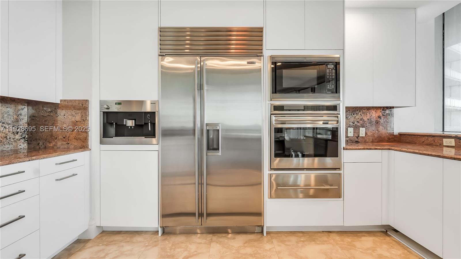 10295 COLLINS AVE RESDNTA - Residential