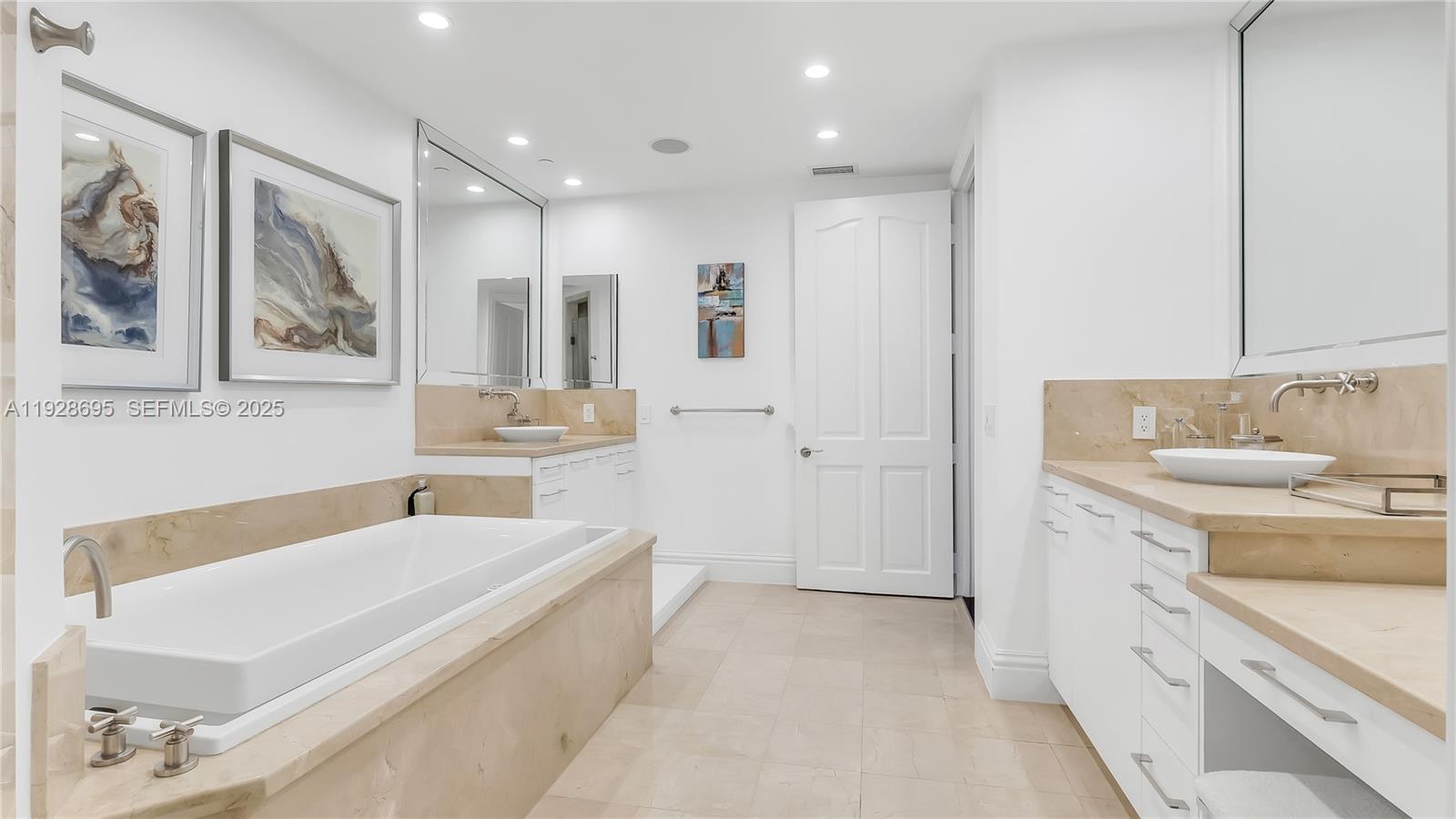 10295 COLLINS AVE RESDNTA - Residential