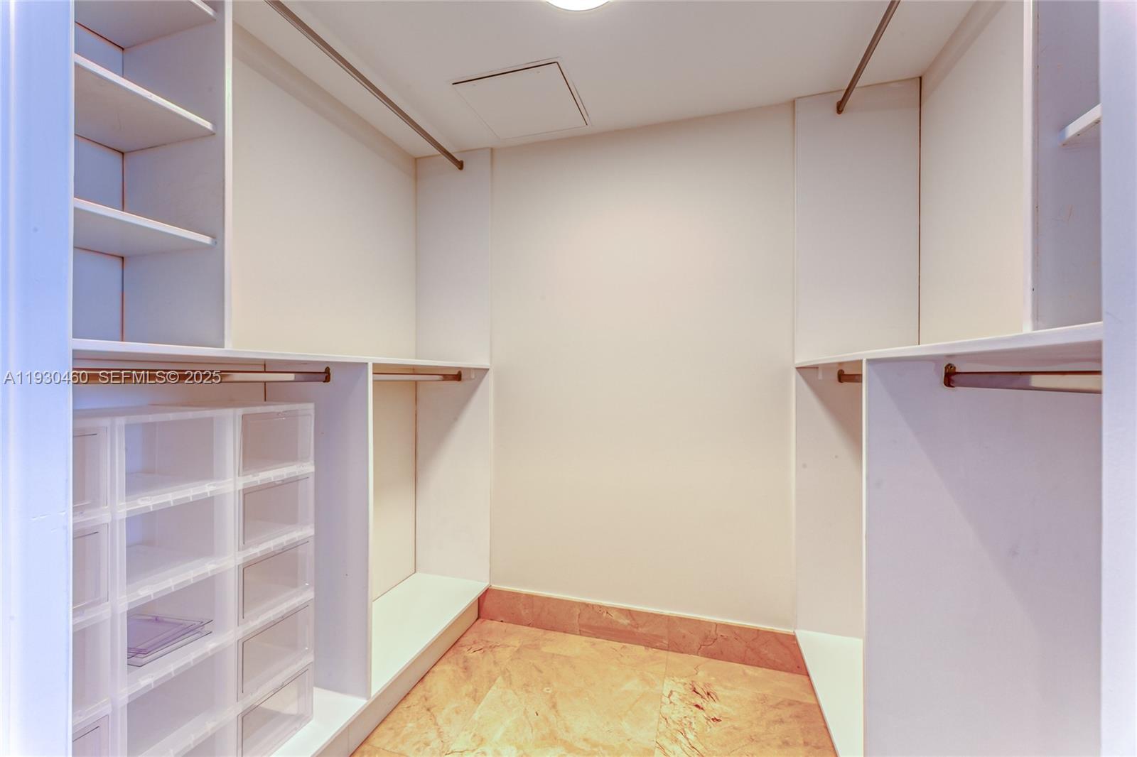 BEACH CLUB TWO - Residential