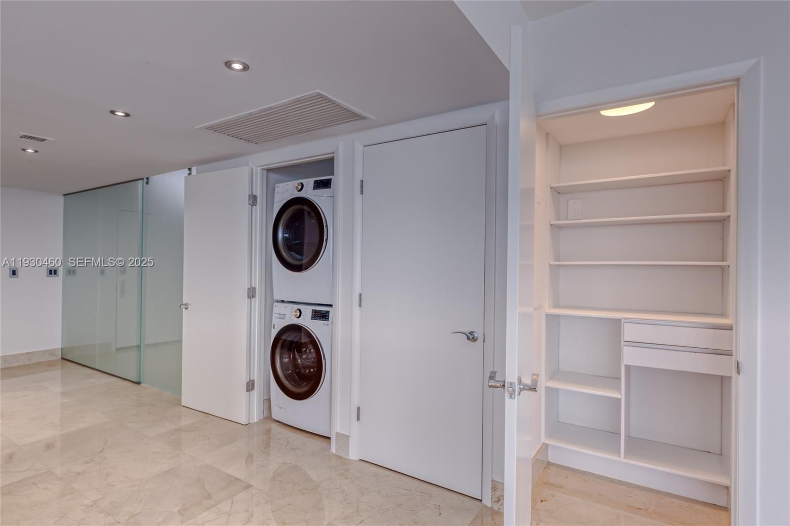 BEACH CLUB TWO - Residential