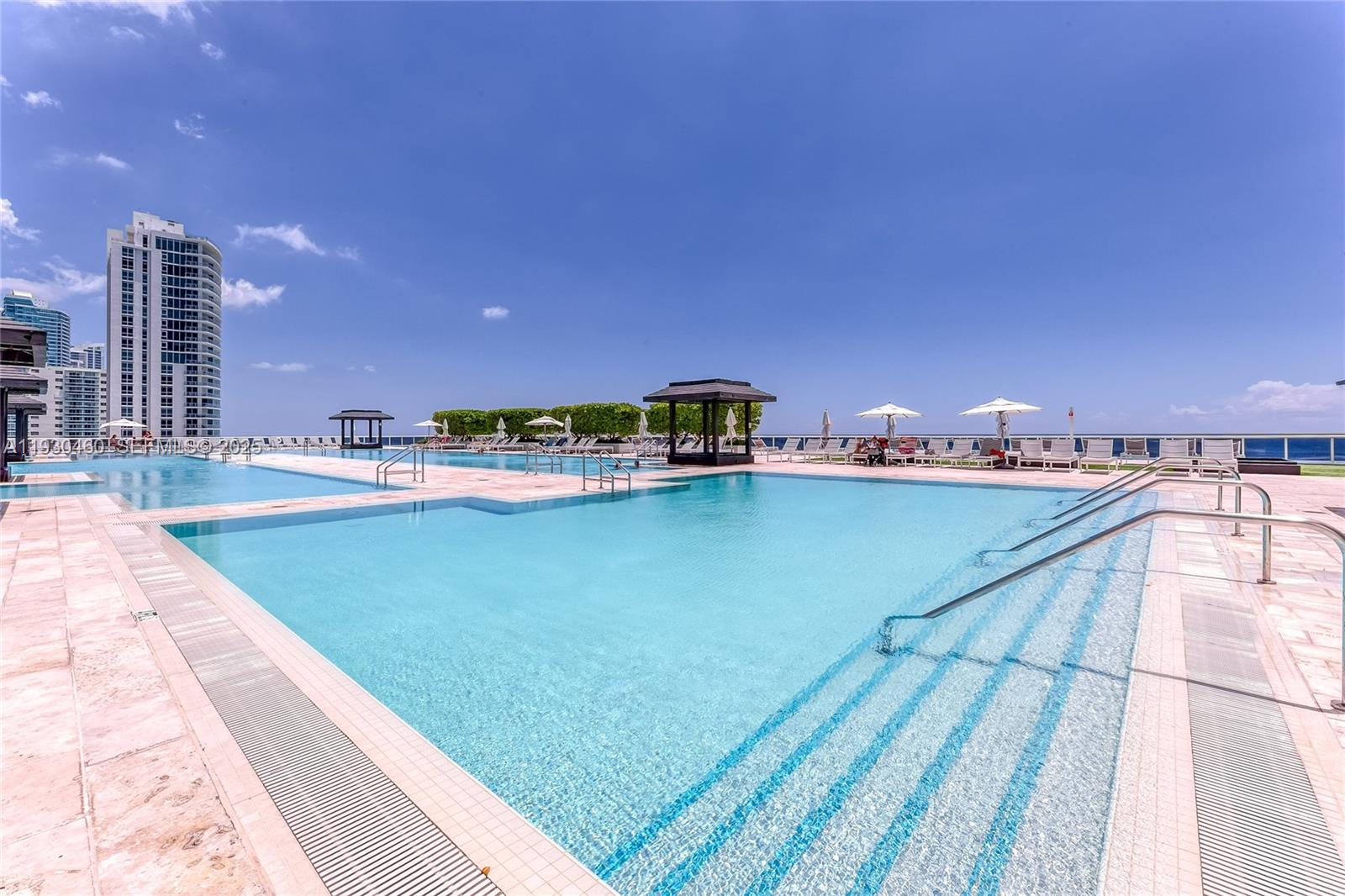 View photos, virtual tours, details... 1830 S OCEAN DR 4601