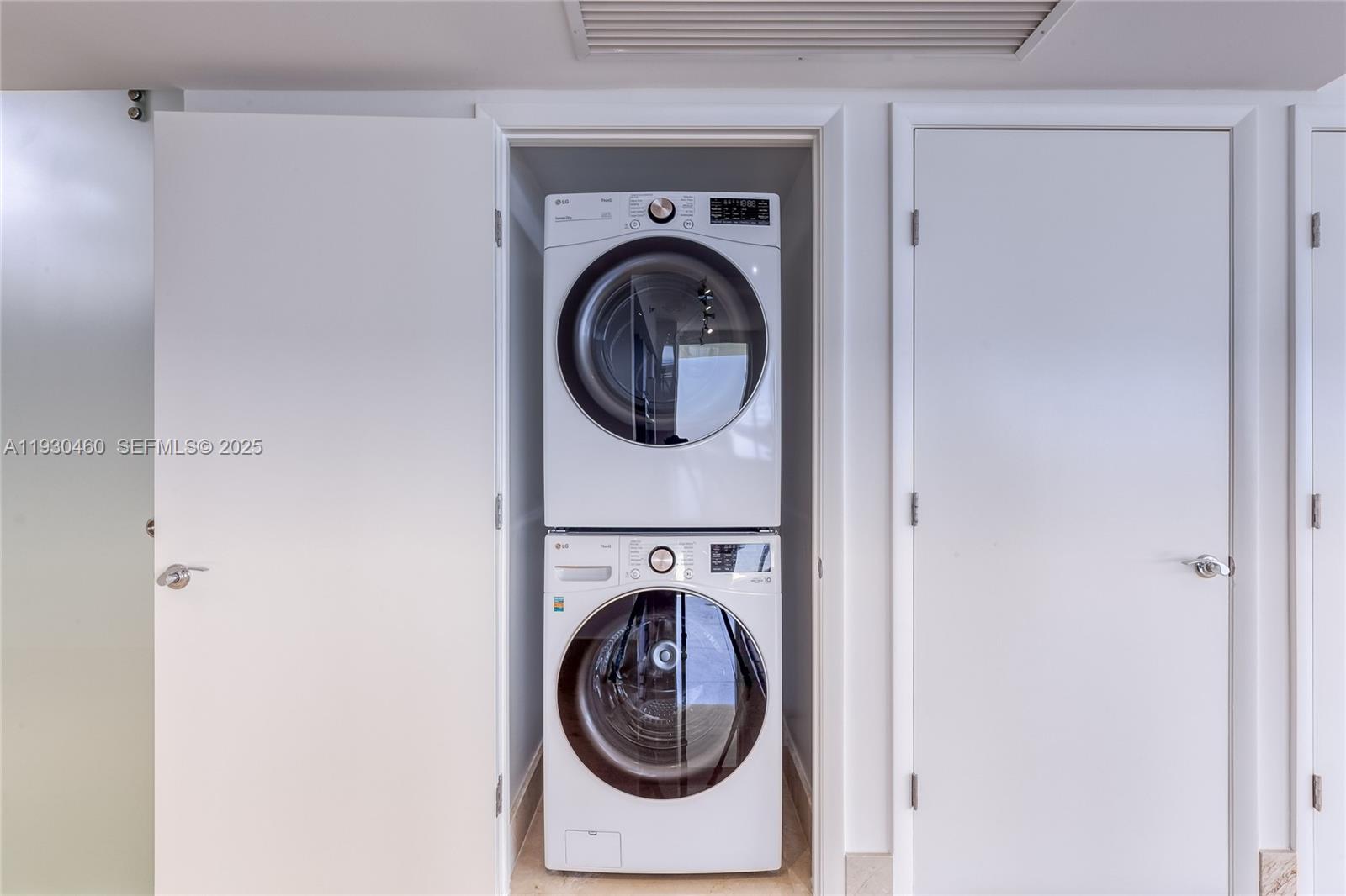 BEACH CLUB TWO - Residential