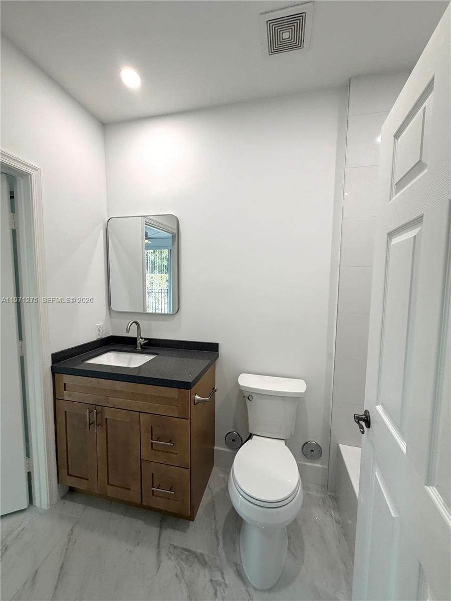 EL-AD VILLAGGIO CONDO BLD - Residential Lease