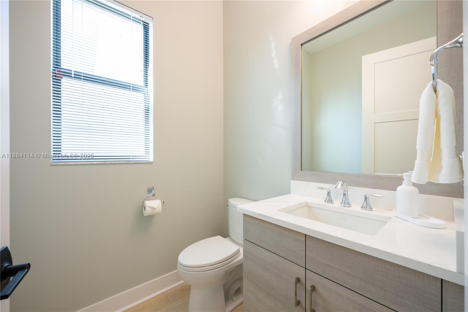 ARTISTRY REPLAT - Residential