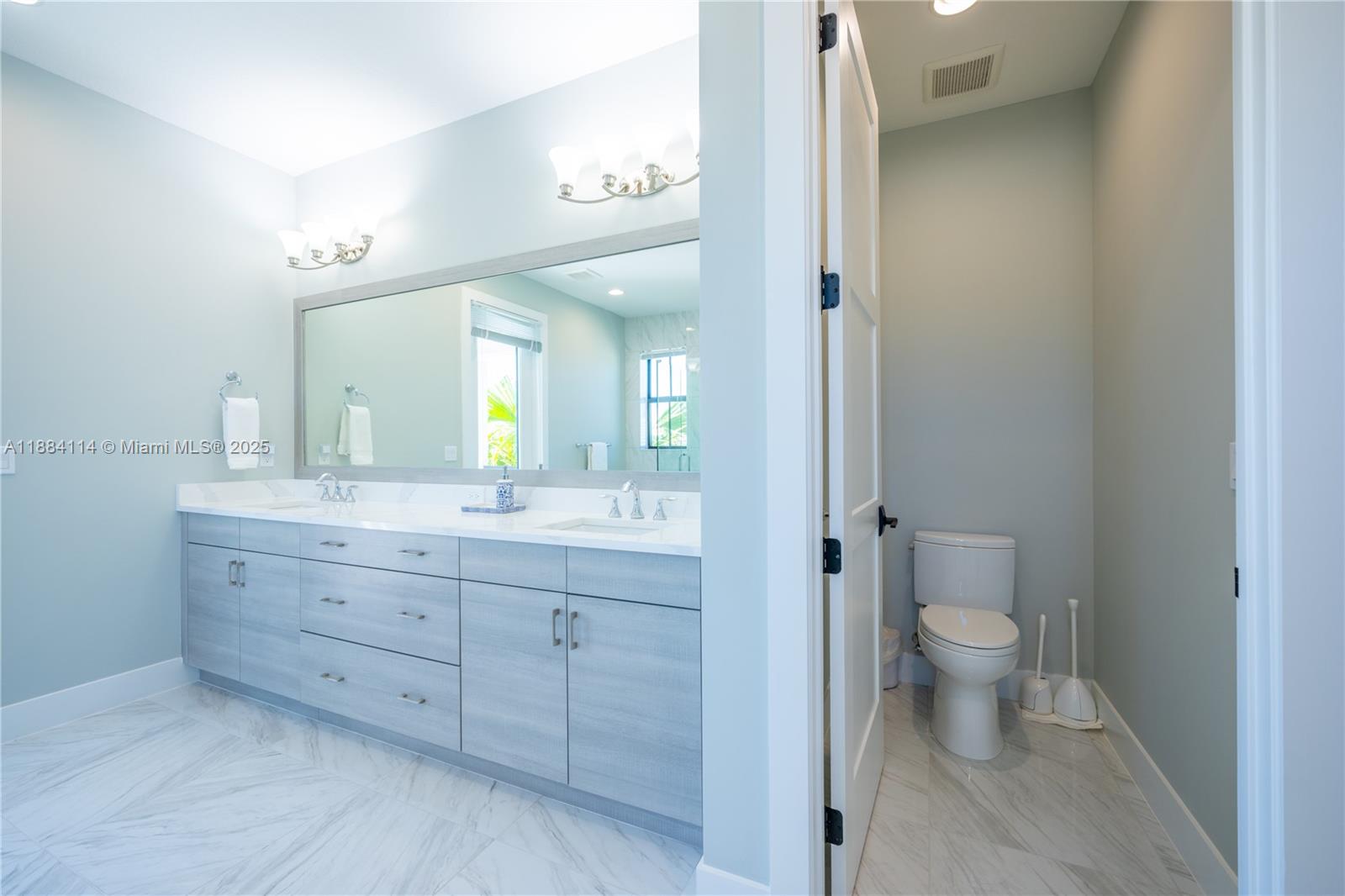 ARTISTRY REPLAT - Residential