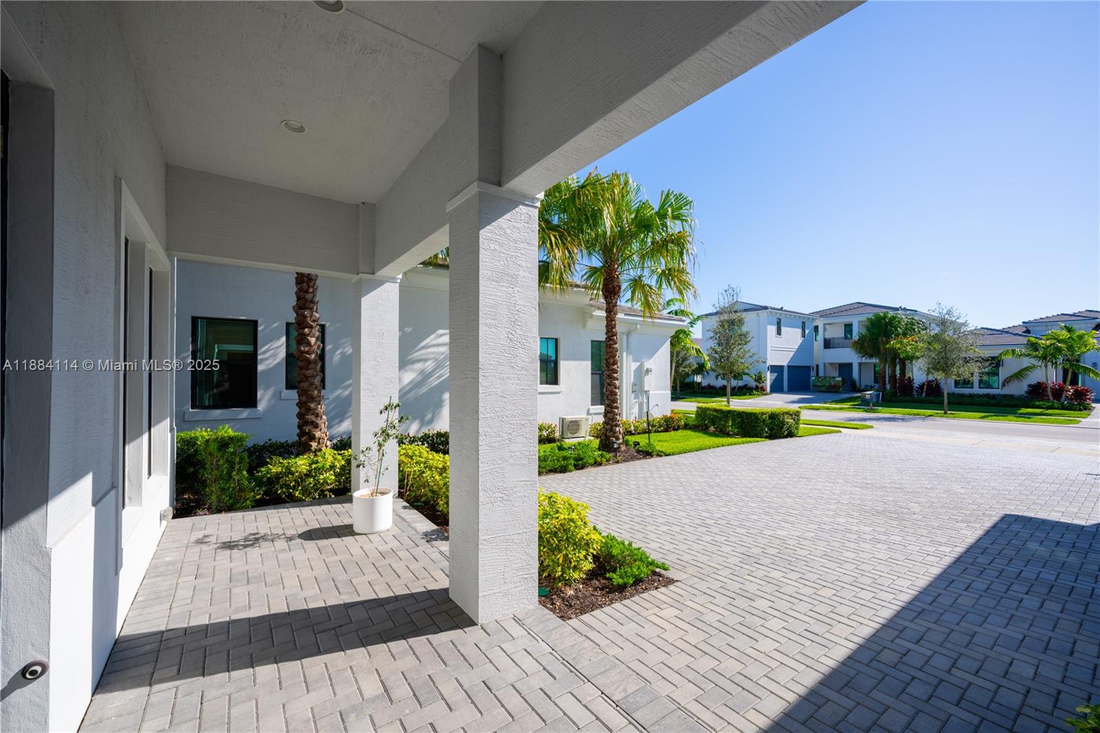 ARTISTRY REPLAT - Residential