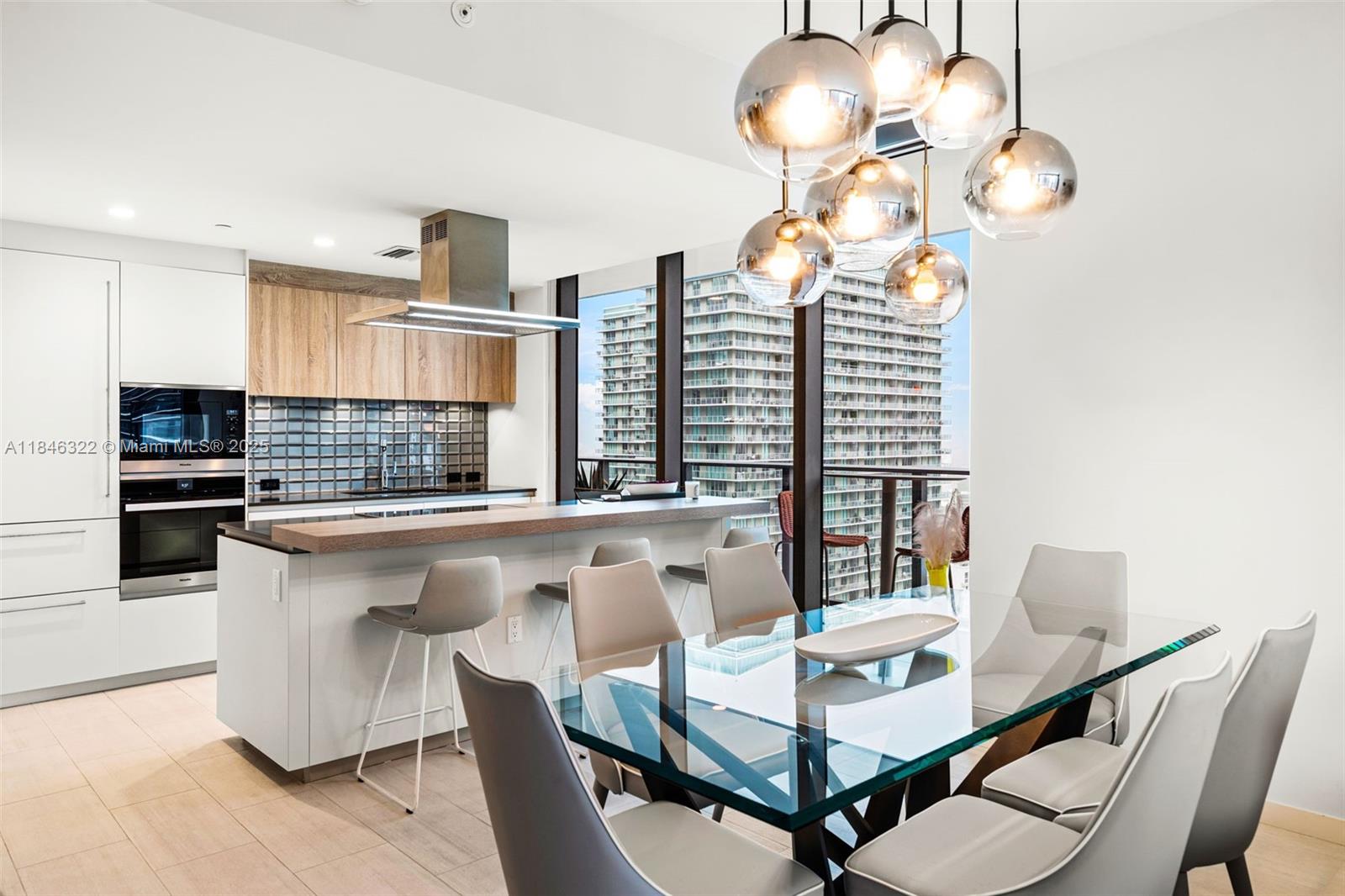 1000 Brickell Plz 2912