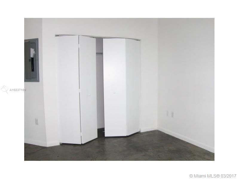 Loft Downtown 02 Condo - Residential Lease