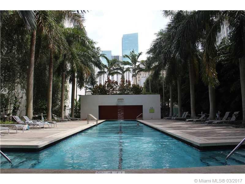 Loft Downtown 02 Condo - Residential Lease