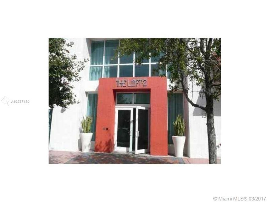 GREAT LOCATION RENTAL LOFT IN THE HEART OF THE NEW DOWNTOWN MIAMI! 21TH FLOOR BEAUTIFUL 2 BEDROOMS 2 BATHS  CORNER LOFT. CORNER WRAP-AROUND BALCONY.   2 POOLS, 1 OLYMPIC LAP POOL and 1 ROOF TOP POOL, GREAT GYM ON TOP FLOOR WITH AMAZING CITY VIEW, SAUNA, CLUB ROOM.  INCLUDES Cable and Internet and Washer/dryer in unit - Furnished 1800$ - Can be unfurnished