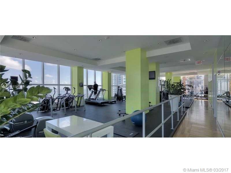 Loft Downtown 02 Condo - Residential Lease