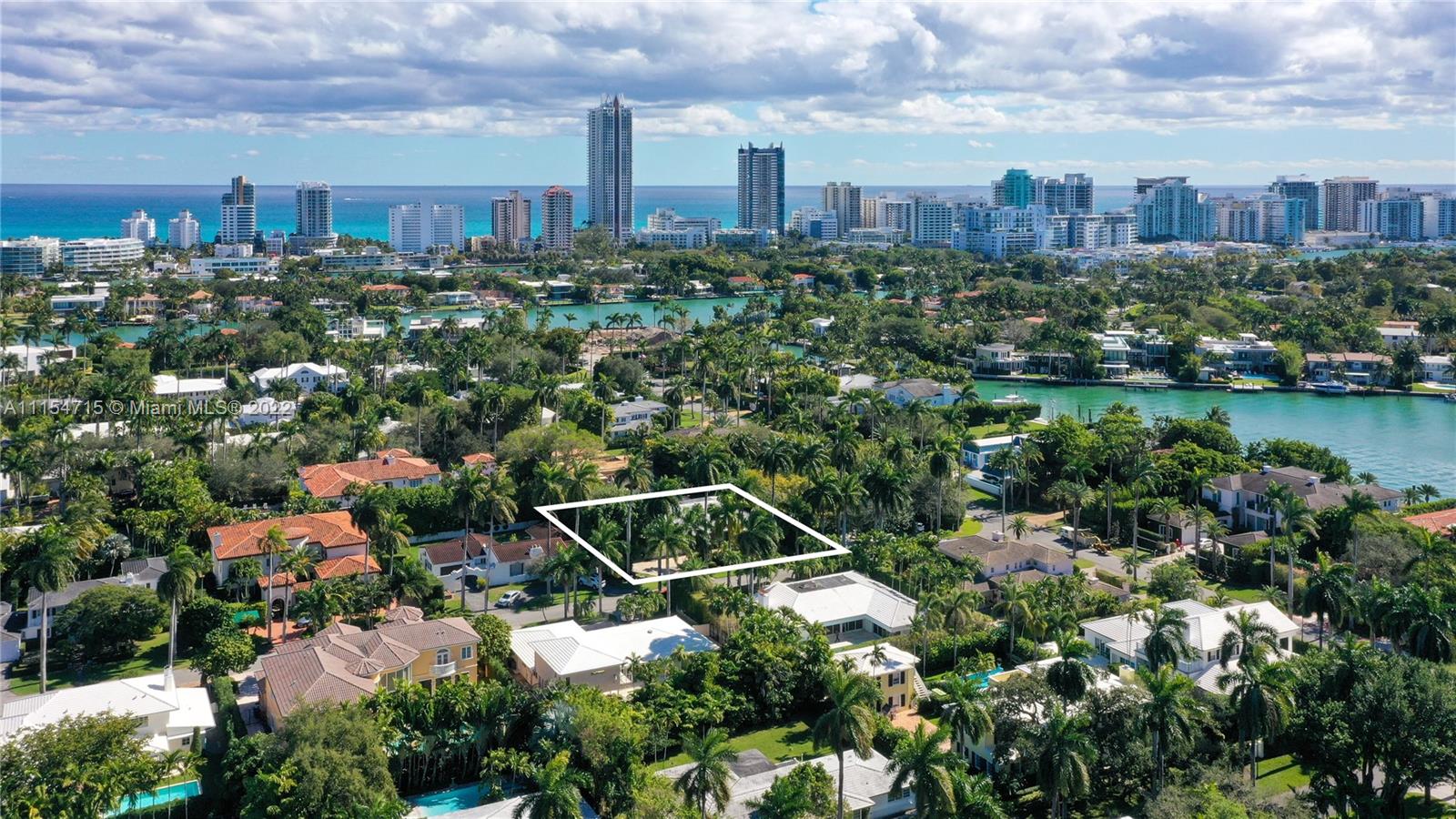 LA GORCE ISLAND - Residential