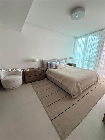JADE OCEAN CONDO - Residential