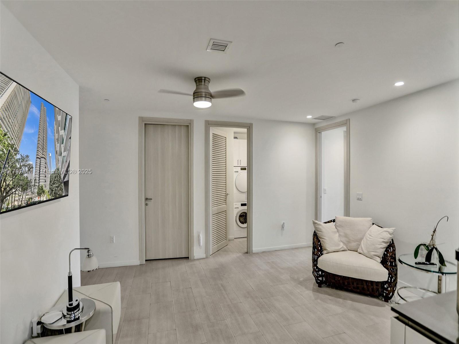BRICKELL FLATIRON CONDO - Residential
