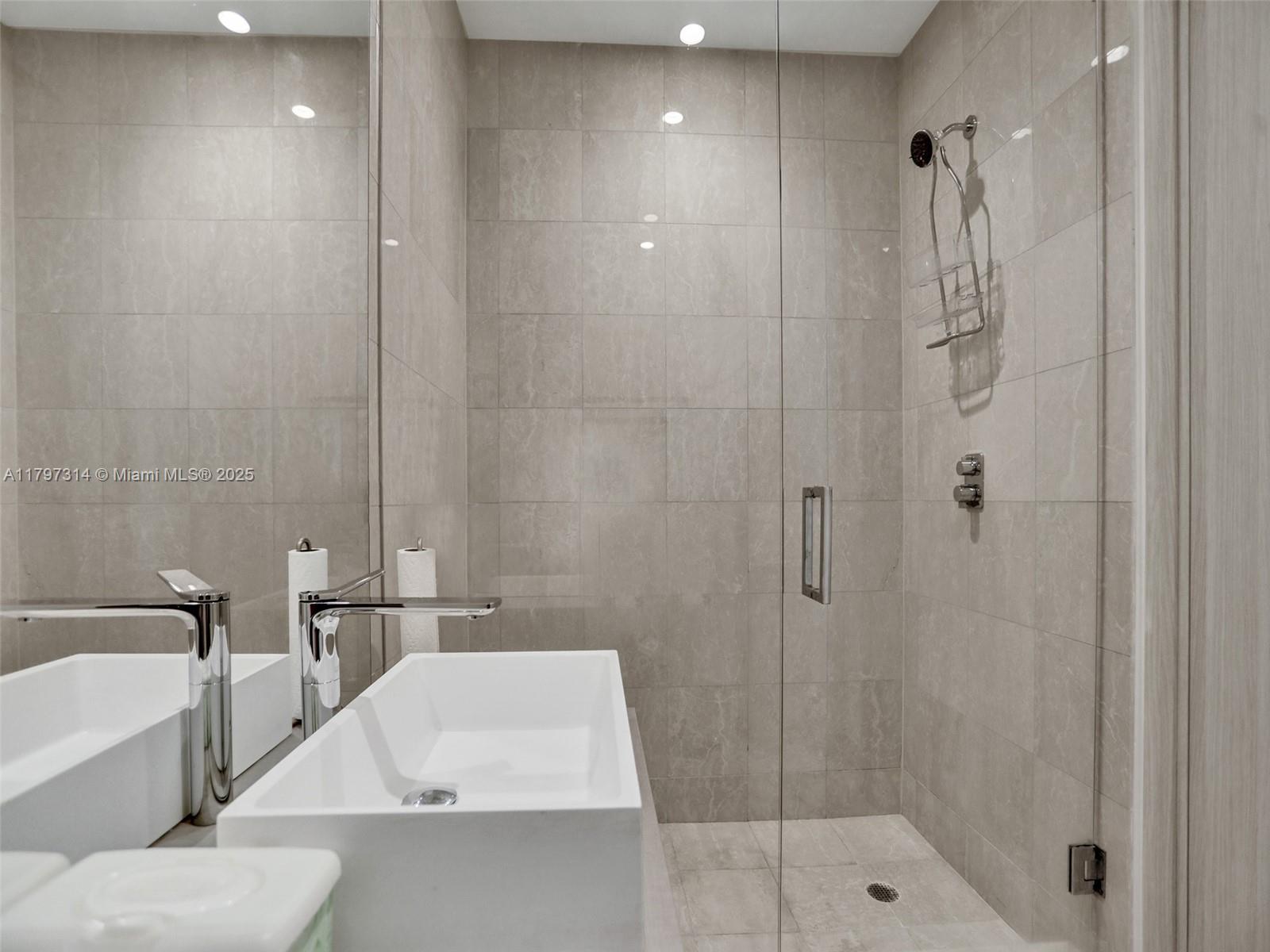 BRICKELL FLATIRON CONDO - Residential