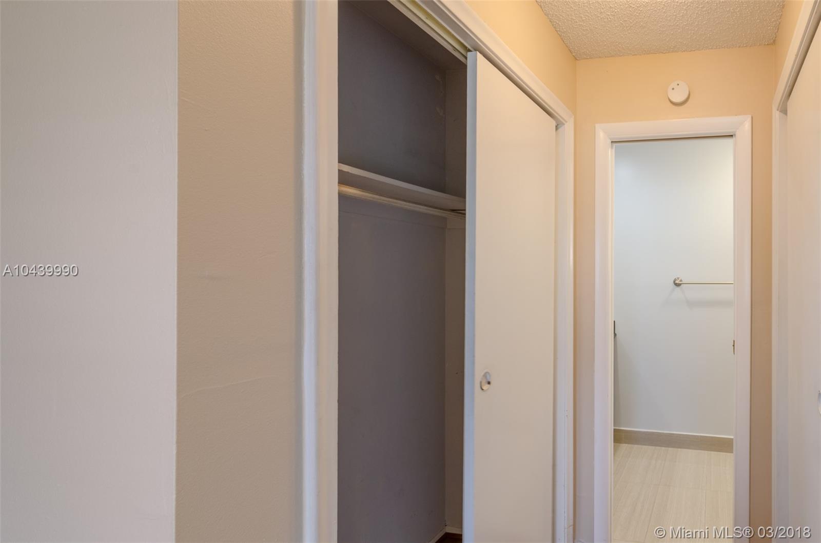 SUNRISE GOLF VILLAGE SEC - Residential