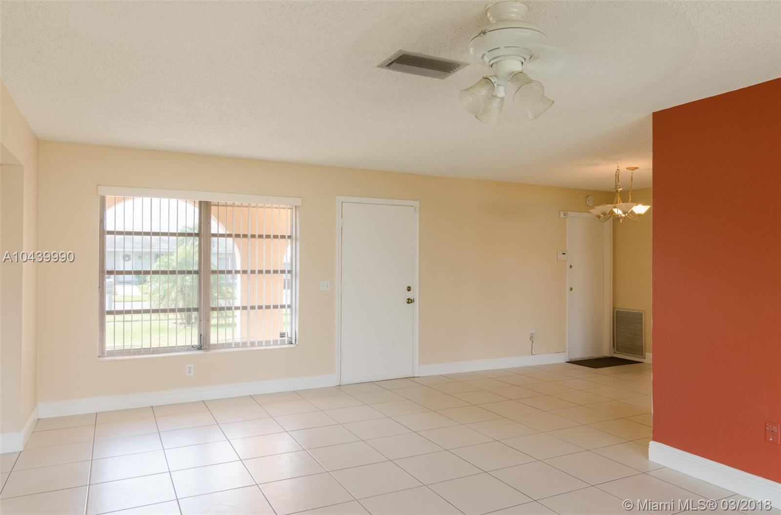 SUNRISE GOLF VILLAGE SEC - Residential