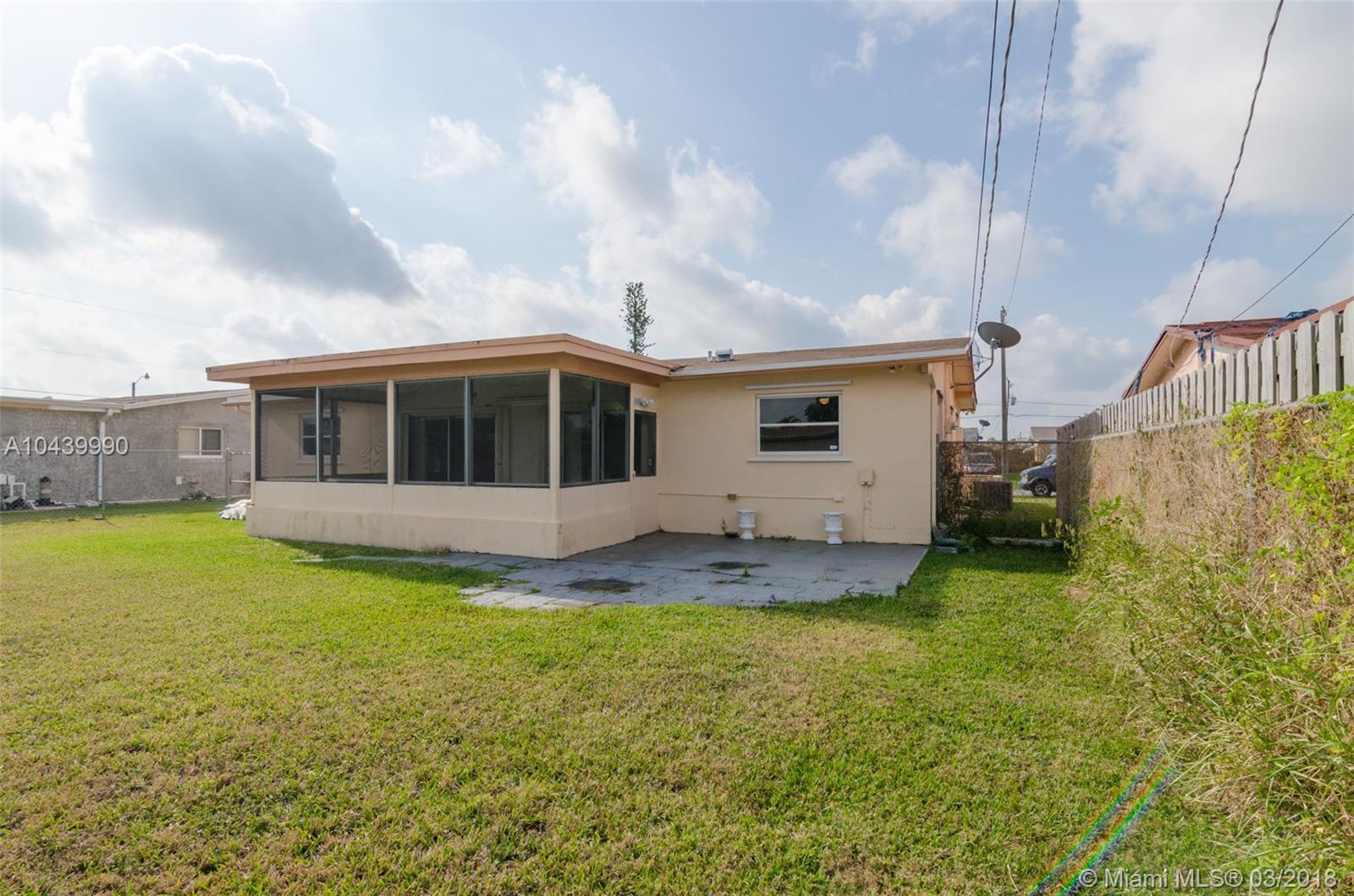 SUNRISE GOLF VILLAGE SEC - Residential