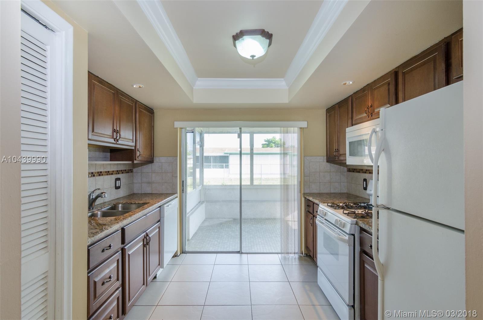 SUNRISE GOLF VILLAGE SEC - Residential