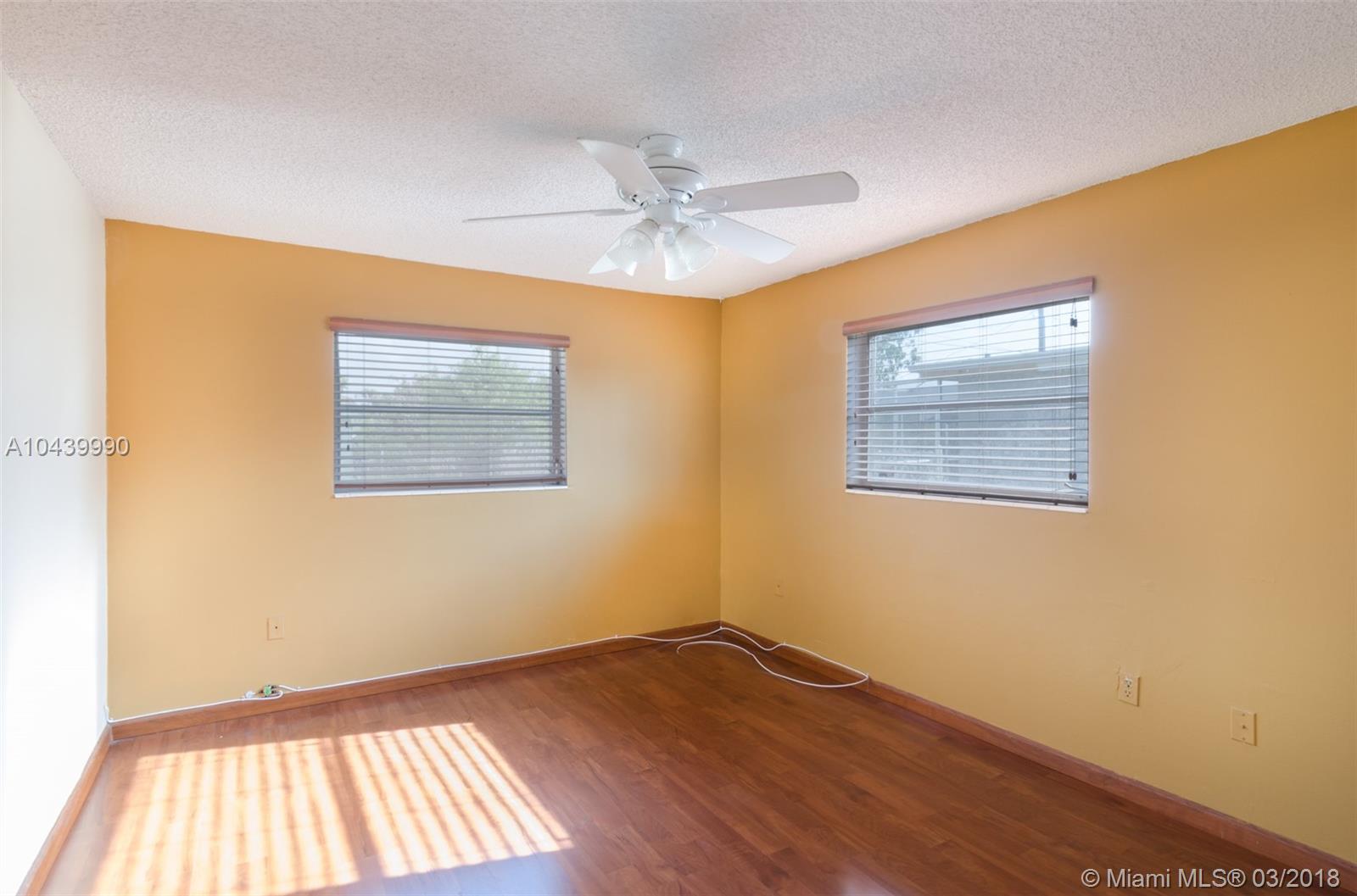 SUNRISE GOLF VILLAGE SEC - Residential