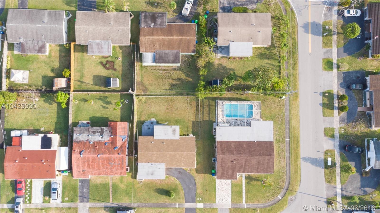 SUNRISE GOLF VILLAGE SEC - Residential