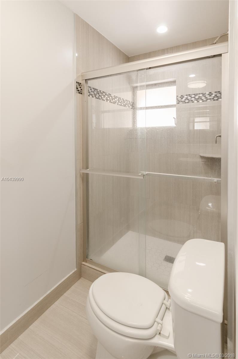 SUNRISE GOLF VILLAGE SEC - Residential