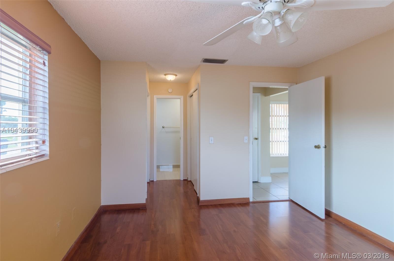 SUNRISE GOLF VILLAGE SEC - Residential