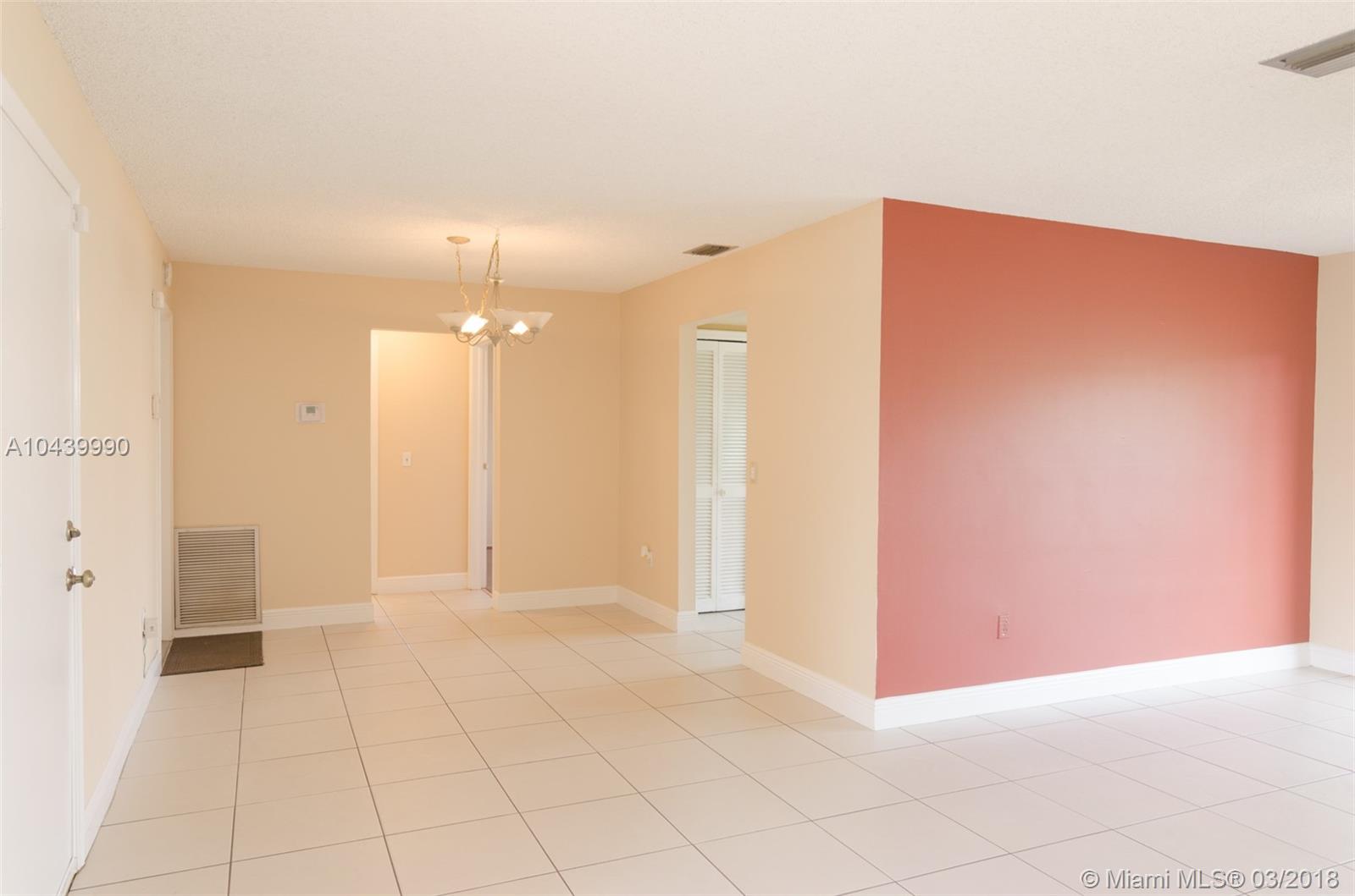 SUNRISE GOLF VILLAGE SEC - Residential