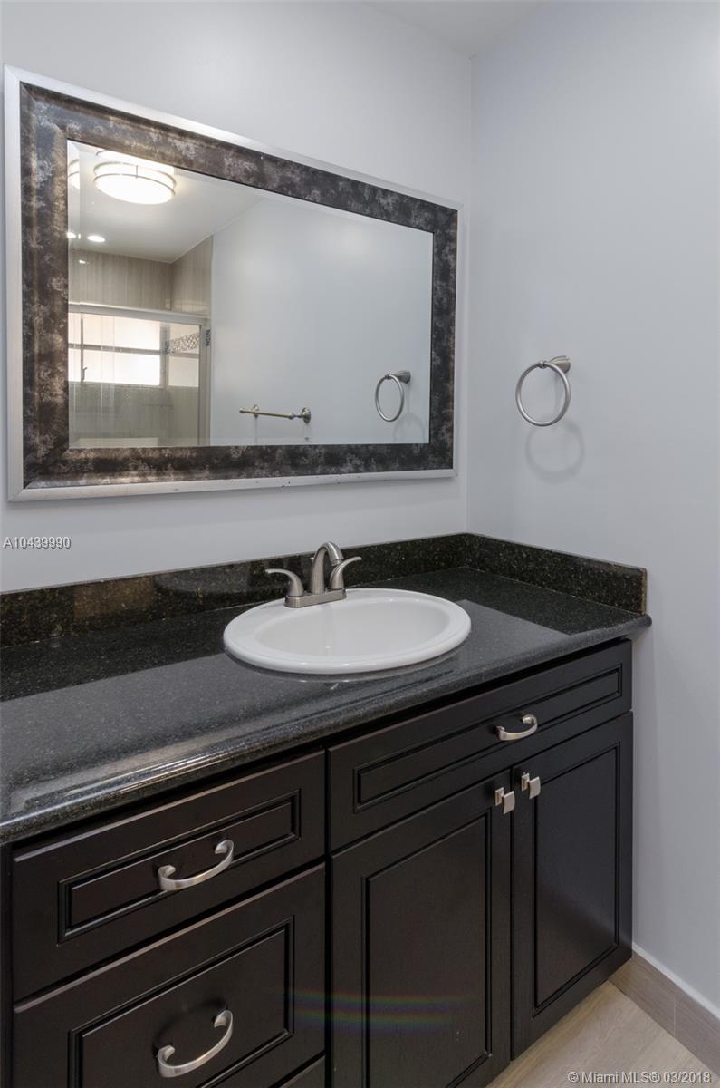 SUNRISE GOLF VILLAGE SEC - Residential