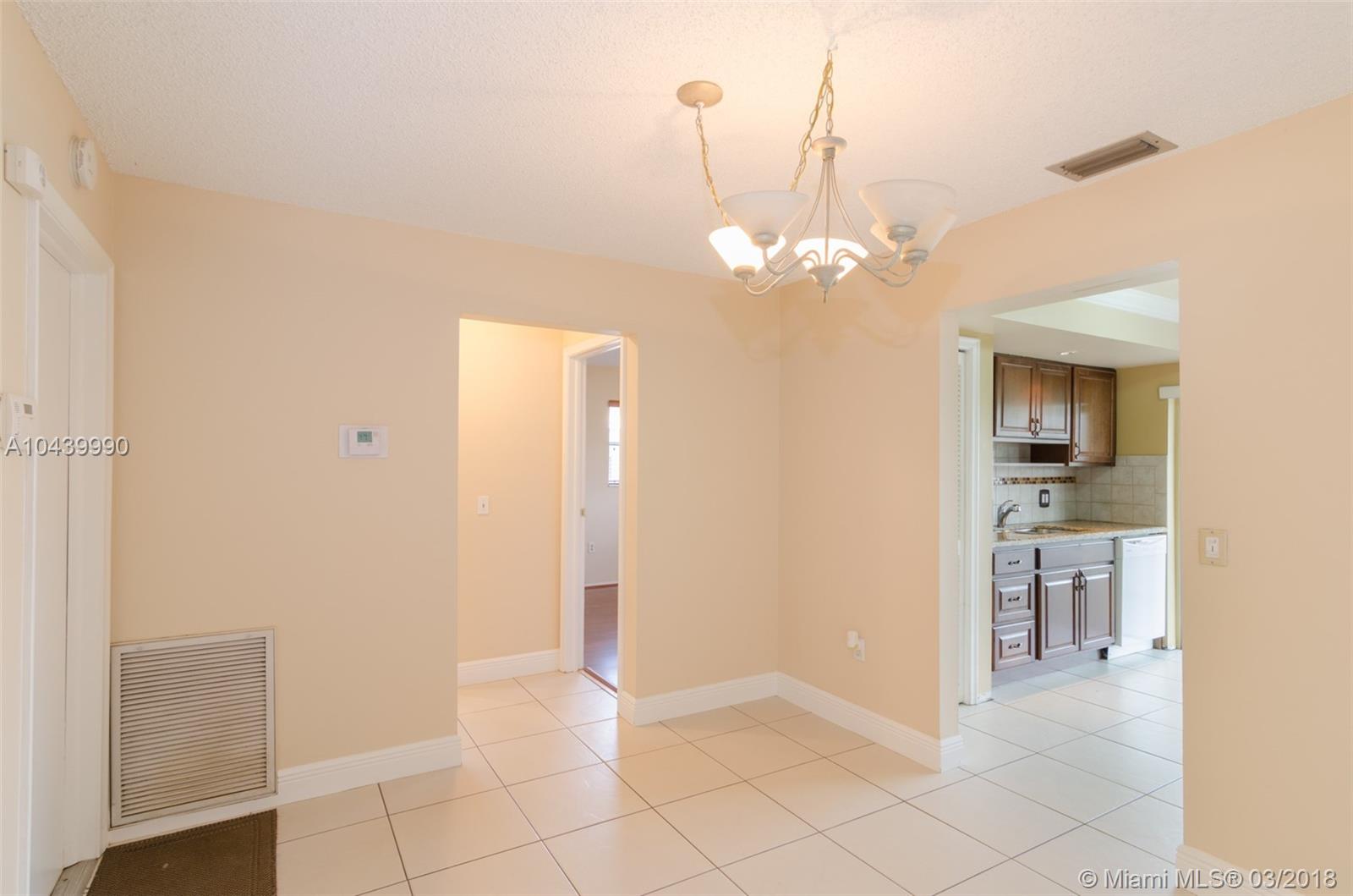 SUNRISE GOLF VILLAGE SEC - Residential