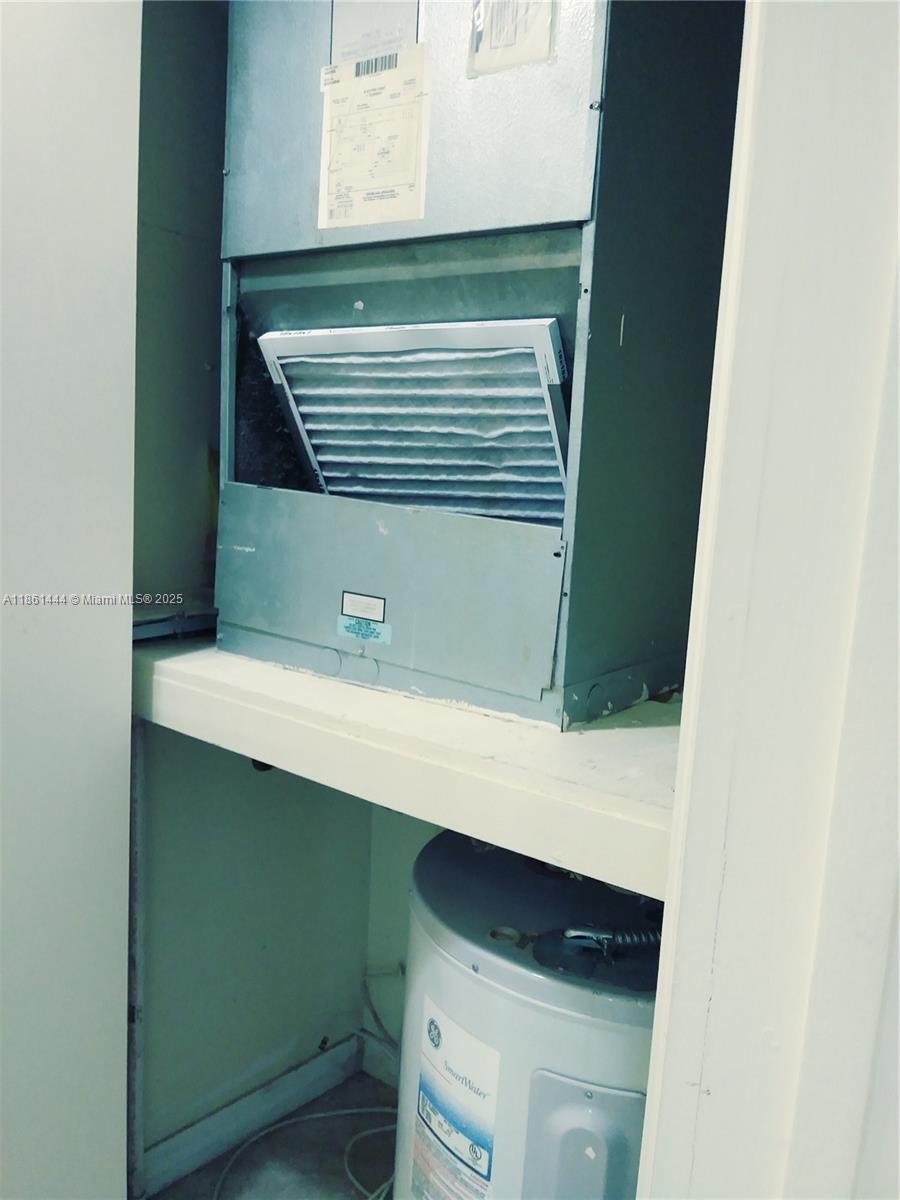 LUCAYA CONDO - Residential Lease