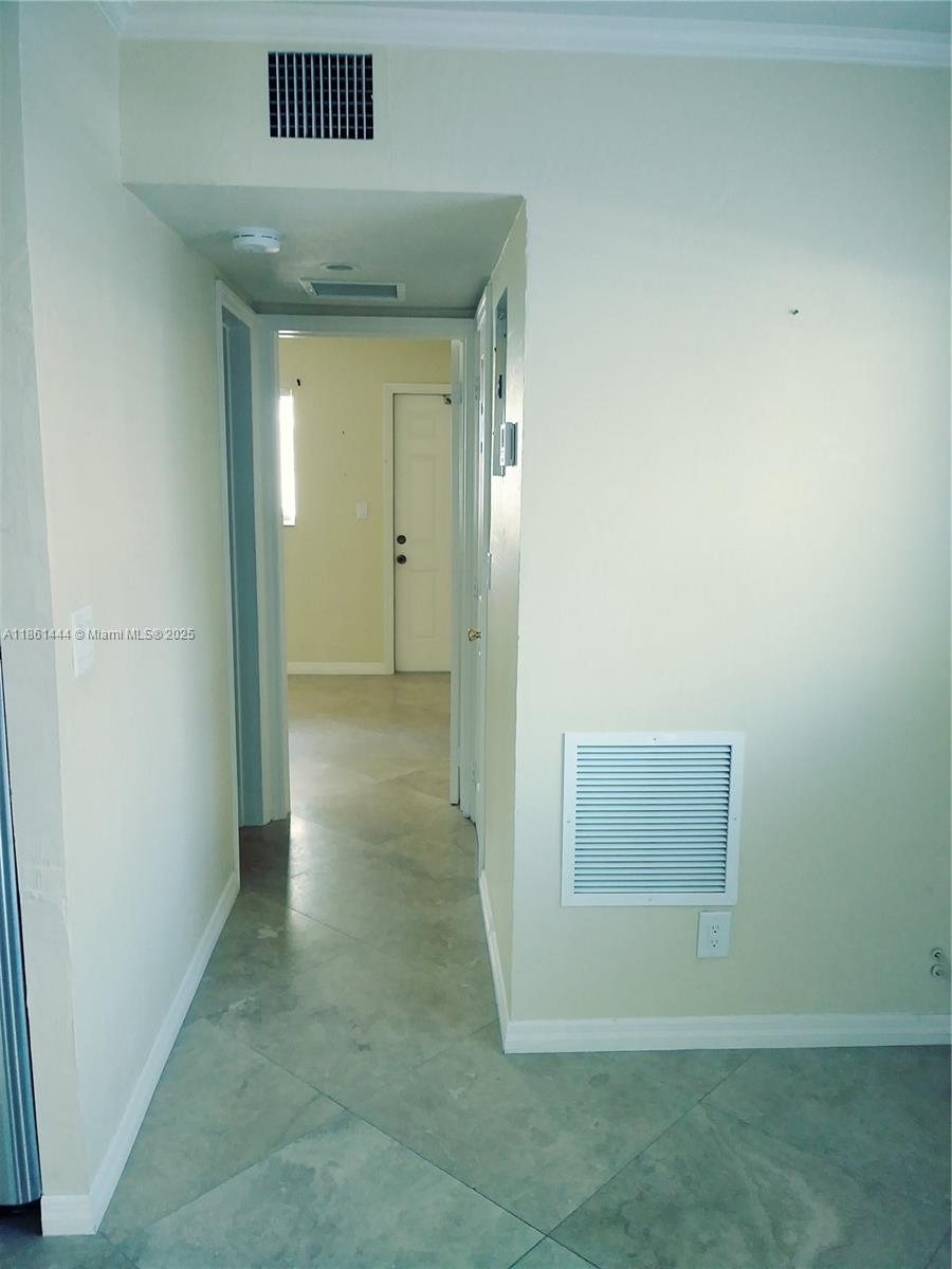 LUCAYA CONDO - Residential Lease