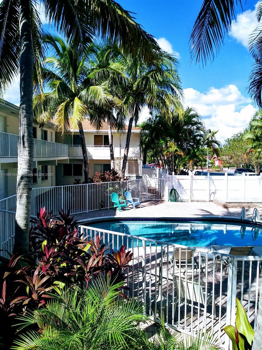 Spacious 1 bed/1 bath corner unit at "Lucaya Condo" with private patio. Features marble floors, updated kitchen w/ SS appliances & granite countertops, impact windows. Parking spot right next to unit. Secure, well-maintained building just 1 block from Federal Hwy & Floranada Rd. Minutes to the beach, shopping & restaurants. Available 09/01/2025.