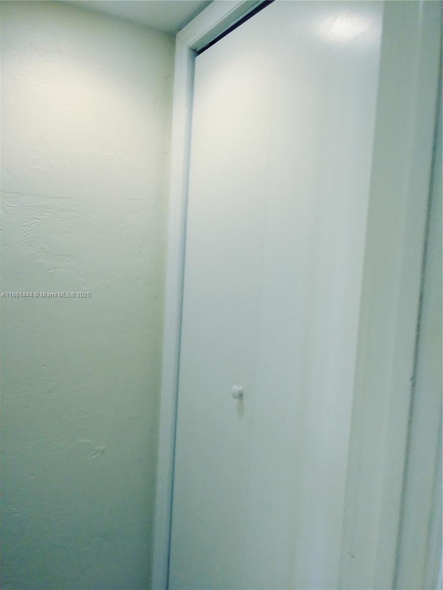 LUCAYA CONDO - Residential Lease