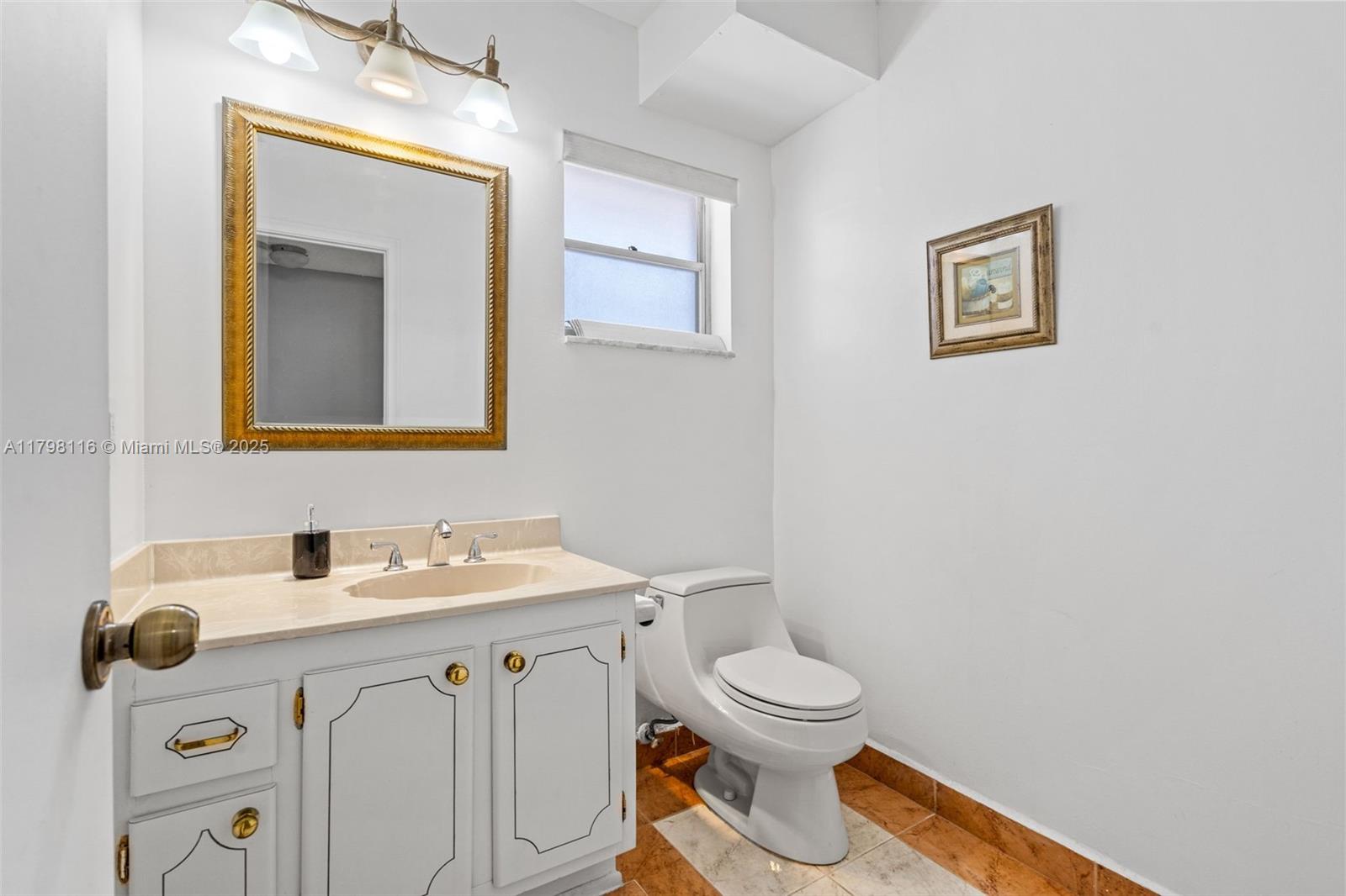 MEADOWBROOK CONDO APTS BL - Residential