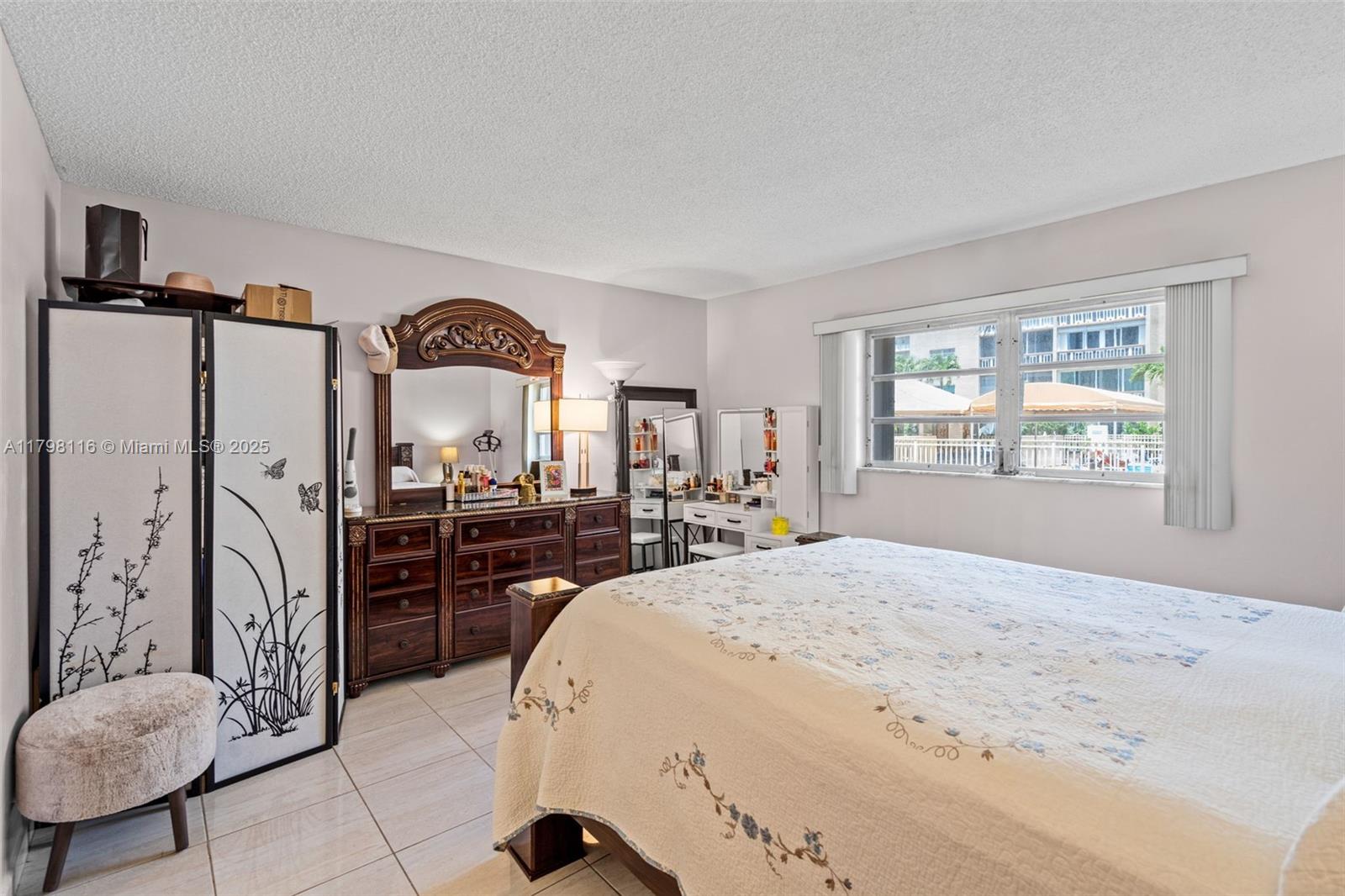 MEADOWBROOK CONDO APTS BL - Residential