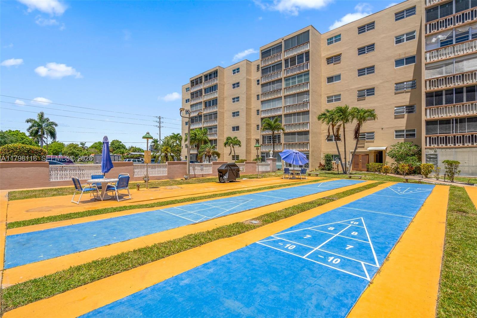 MEADOWBROOK CONDO APTS BL - Residential