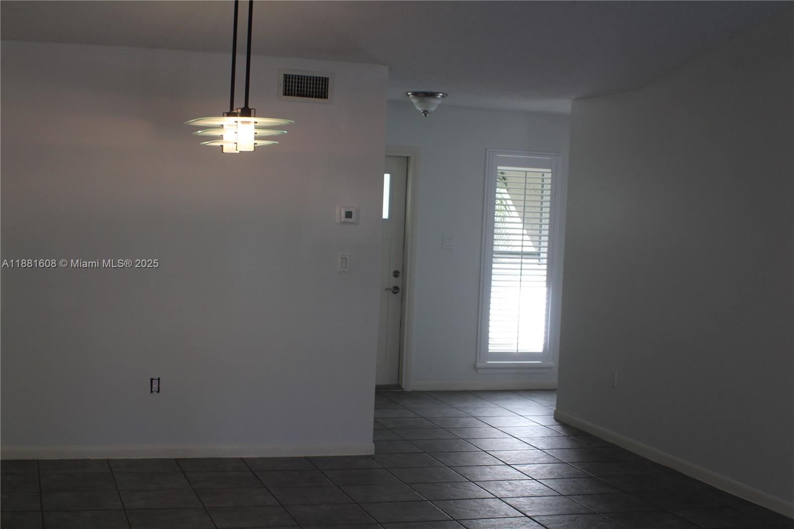 NEW RIVER ESTATES - Residential Lease