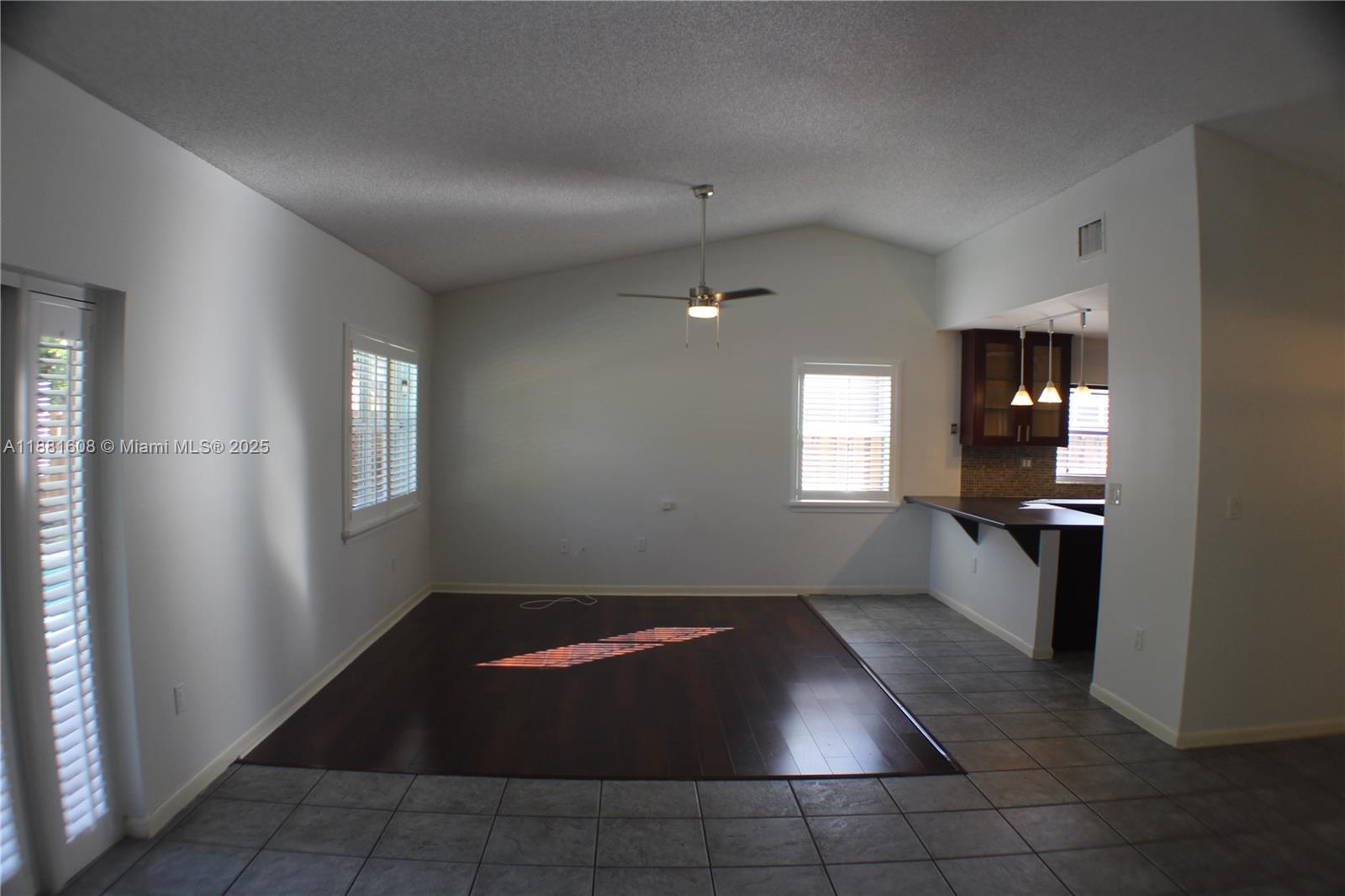 NEW RIVER ESTATES - Residential Lease