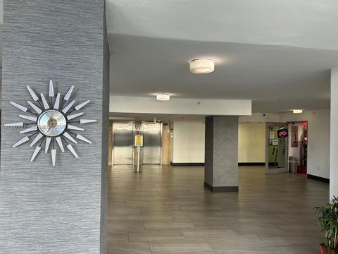 7501 E Treasure Dr 5R North Bay Village FL 33141