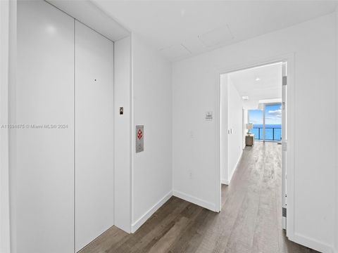 Condominium in Fort Lauderdale FL 2200 Ocean Blvd 16.jpg