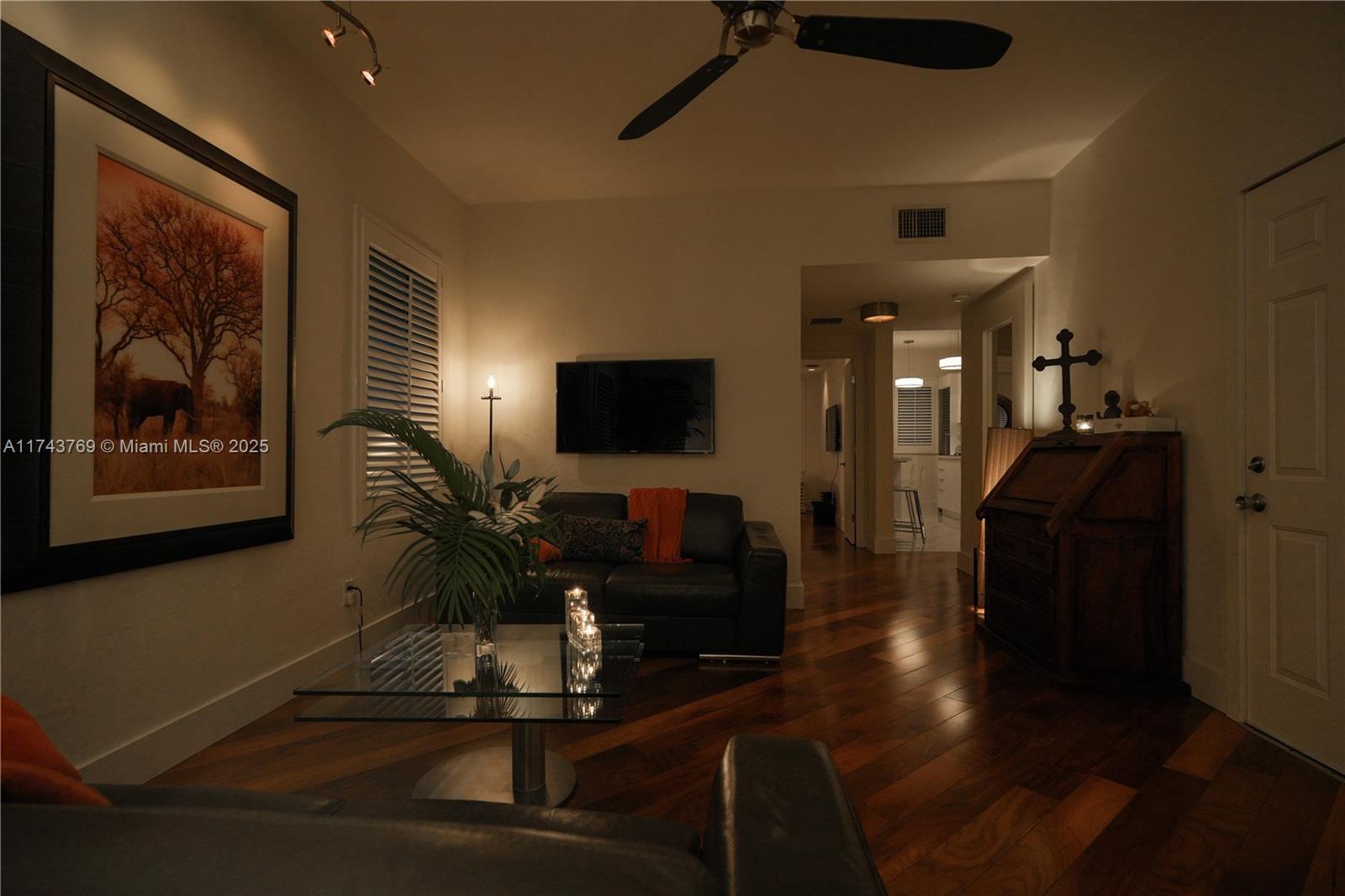 ENCLAVE ON SOUTH BEACH - Residential