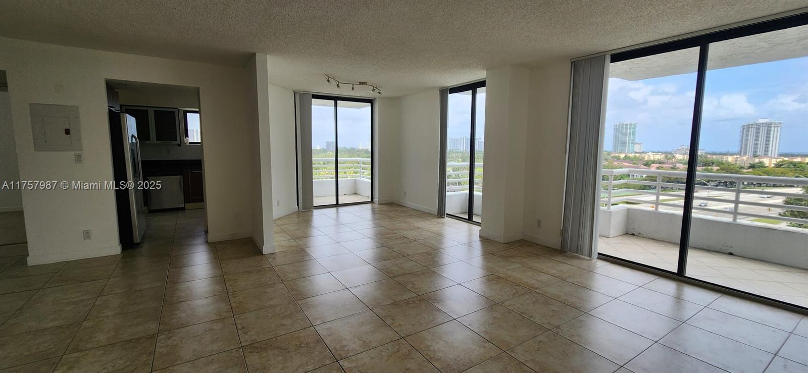 Rental Property at 3300 Ne 192nd St 1007, Aventura, Miami-Dade County, Florida - Bedrooms: 2 
Bathrooms: 2  - $2,900 MO.