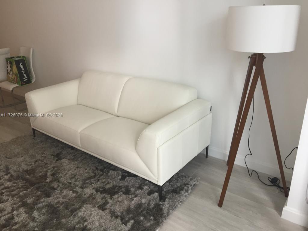 BRICKELL HEIGHTS WEST CON - Residential