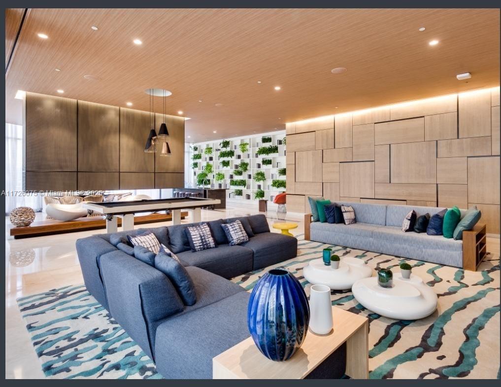 BRICKELL HEIGHTS WEST CON - Residential